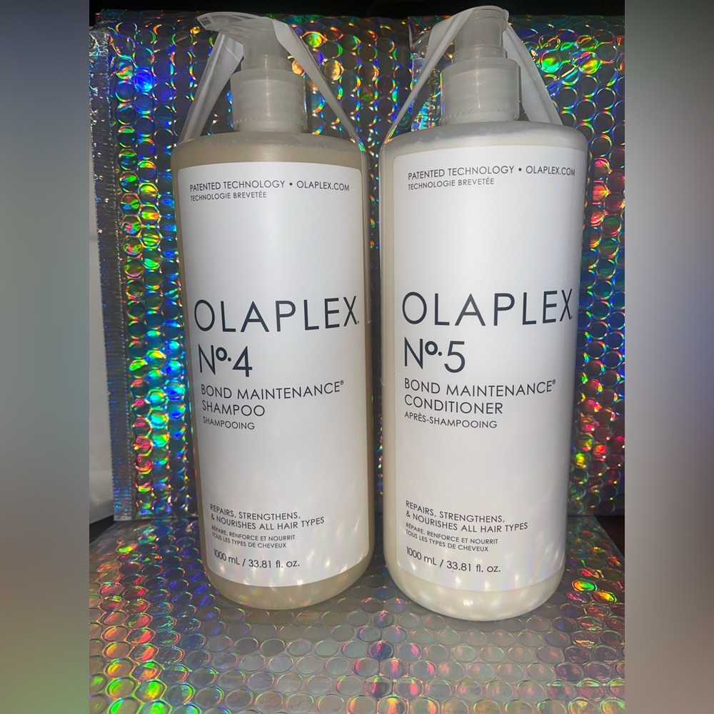 OLAPLEX No.4 and No.5 Bond Maintenance Duo. NEW.